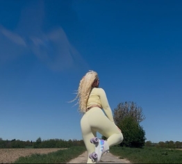 FITNESS FICKFRATTE – Geiles Outdoor-Training für geile Sauen!