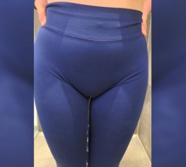 Ungewollt in die enge Sportleggings gepinkelt